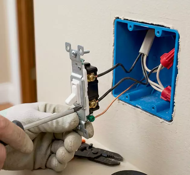 Professional Light Switch Installation: Your Local Wiring Team in Greenacres, WA